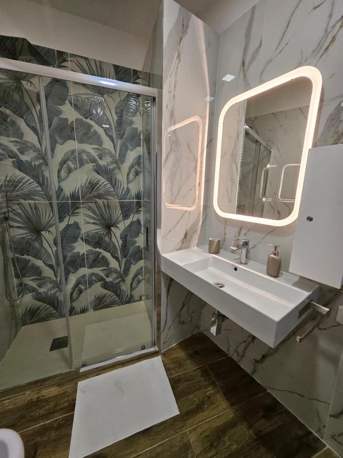 B&B Pietre Preziose 살레르노 외부 사진