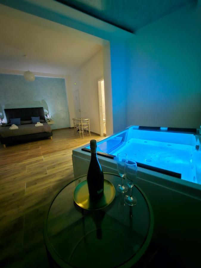 B&B Pietre Preziose 살레르노 외부 사진