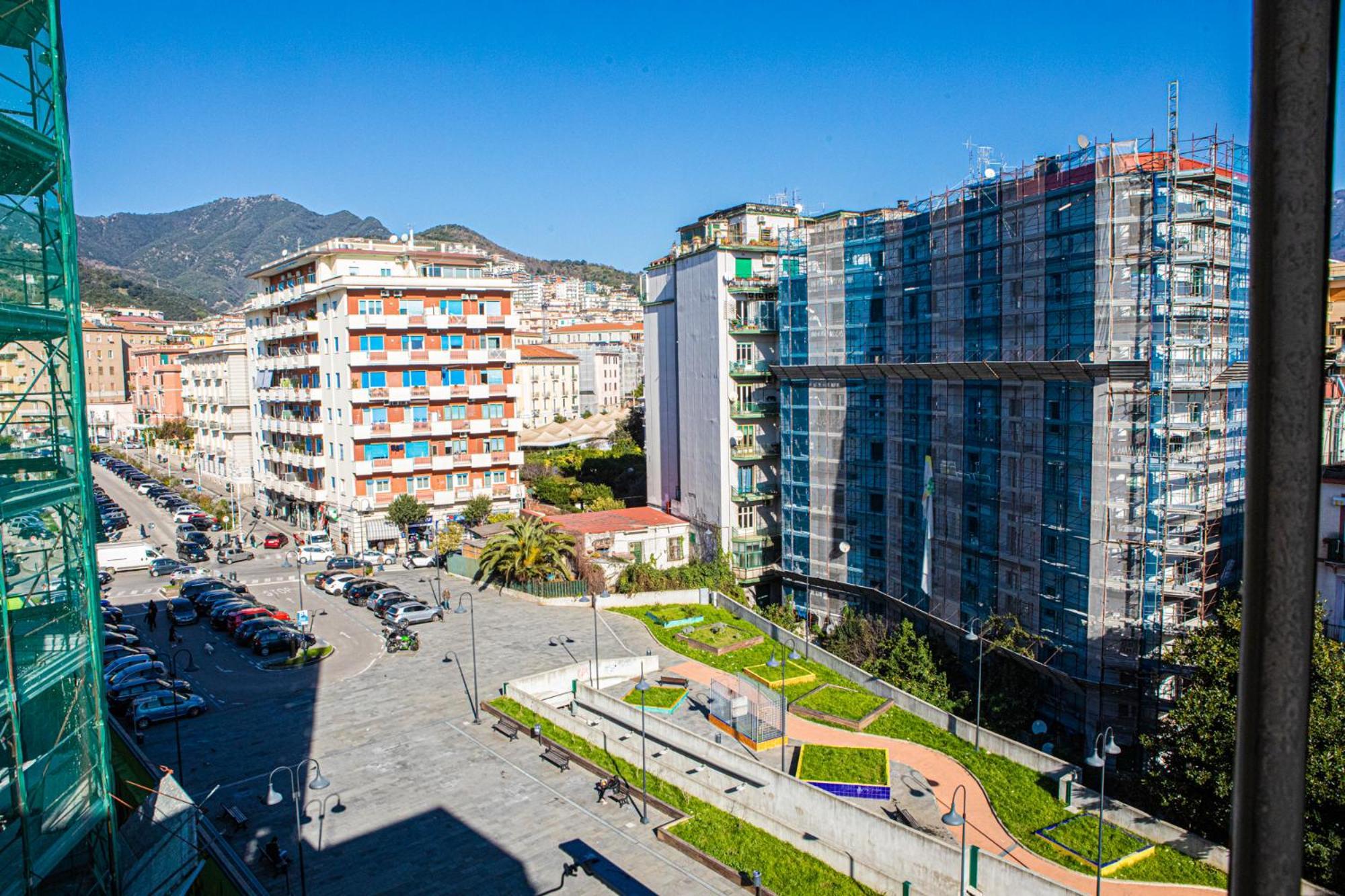 B&B Pietre Preziose 살레르노 외부 사진